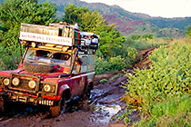 landy (F) on muddy track