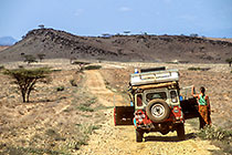 Petra + landy (R) with doors open on piste