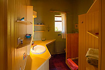 Cocagne house : children shower room