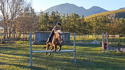 Enya jumping