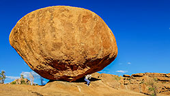 Lisa holding balancing rocks