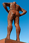 statue
