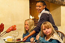 Enya & Lisa having diner at restaurant